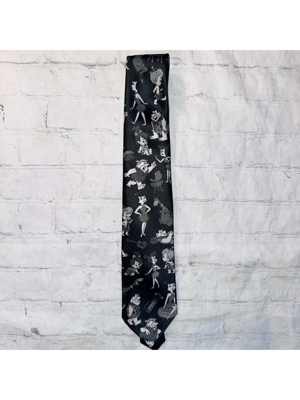 NOS 1990s Ralph Marlin Black/White Flintstones Cartoon Graphic Men’s Neck Tie